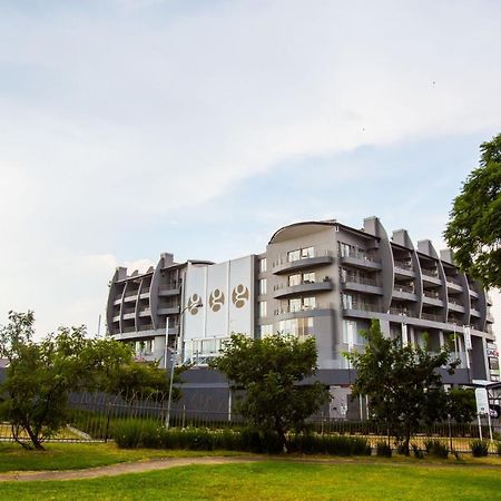Genesis All-Suite Hotel Johannesburg Exterior photo