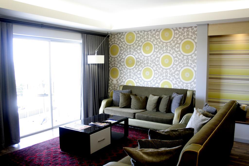 Genesis All-Suite Hotel Johannesburg Exterior photo